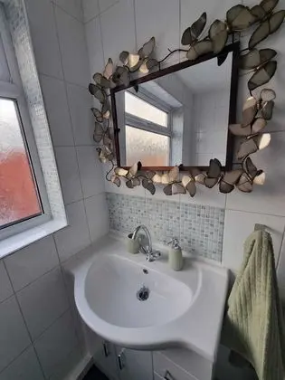Stylishly Designed House Dartford - Banyo Tipleri