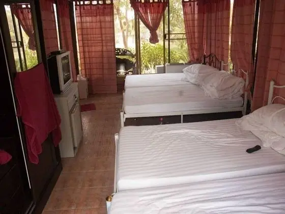 Suan Phueng Pa Wai Resort - Oda