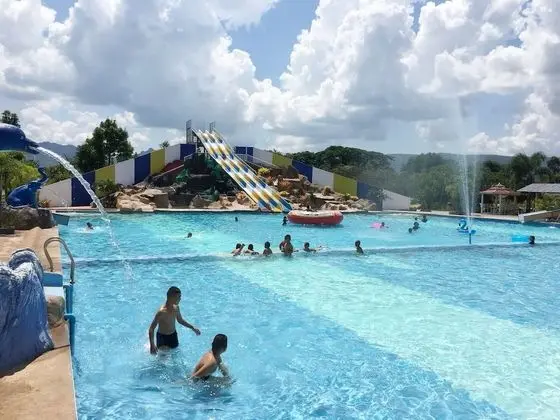 Suannamphukradueng Resort and Hotel - Havuz