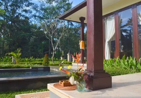 Suara Air Luxury Villa Ubud - Havuz