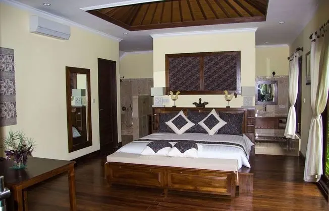 Suara Air Luxury Villa Ubud - Oda