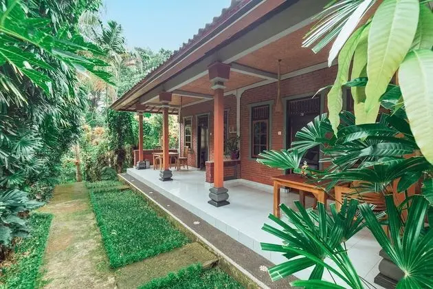 Suastika Lodge - Dış Mekan