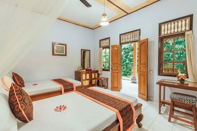 Suastika Lodge - Öne Çıkan Resim