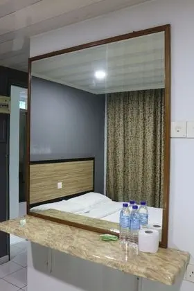 Subang Park Hotel - Oda