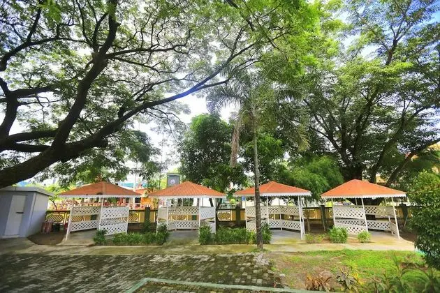Subic Bay Peninsular Hotel - Dış Mekan