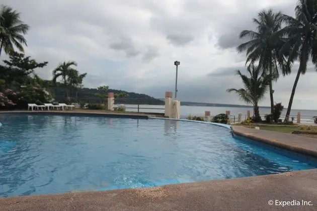 Subic Grand Seas Resort - Havuz