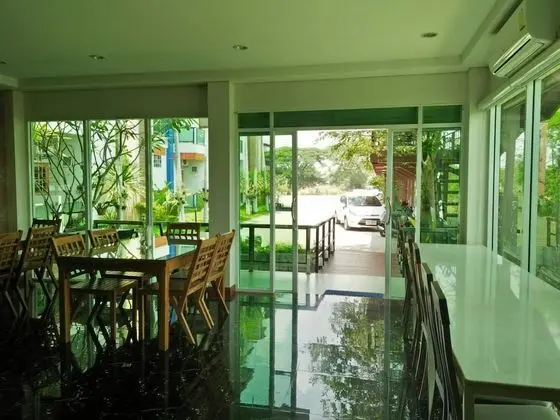 Subpaisarn Hotel - Yerinde Yemek