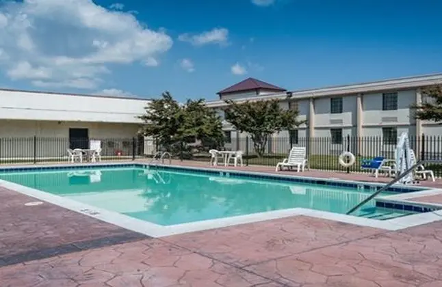 Suburban Extended Stay Chester