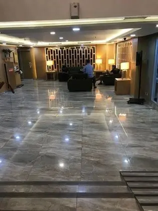 Sudirman Park Apartment by Merry - Dış Mekan