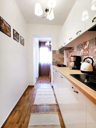 Sudului 106 by MRG Apartments - Mutfak