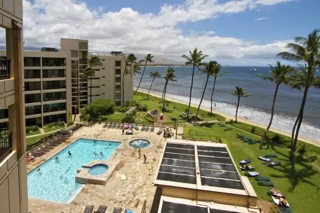Sugar Beach Resort - Maui Condo & Home - Plaj