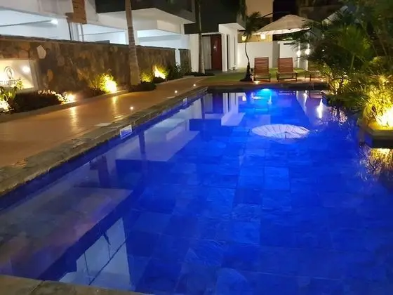 Sugareef West Coast Luxury Penthouse - Havuz