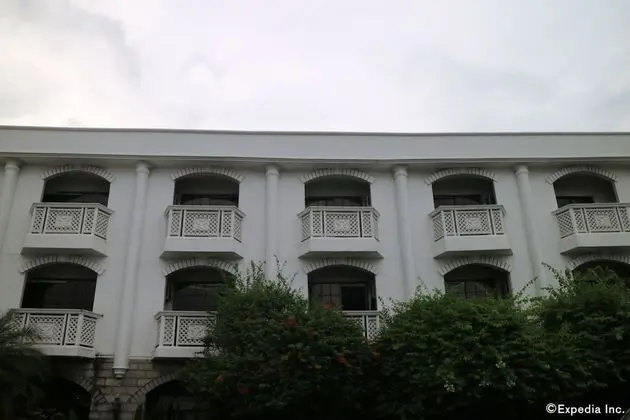 Sugarland Hotel