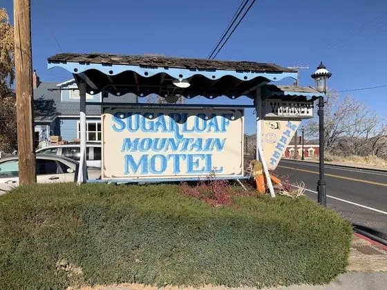 Sugarloaf Mountain Motel - 1