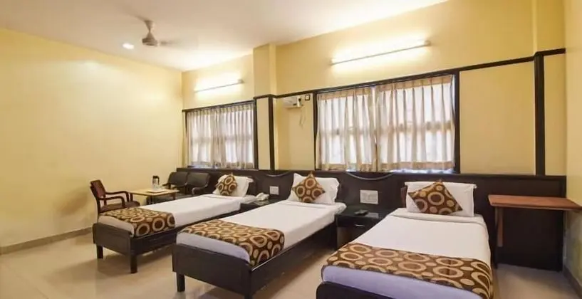 Suhashini Palace