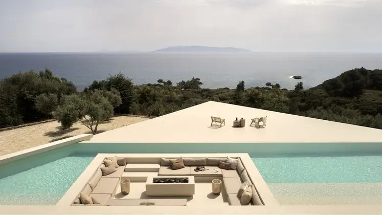Sui Generis Villa