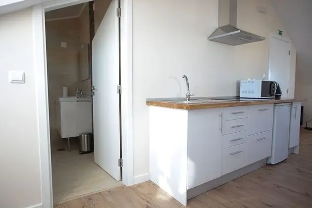 Sui7es Guest House Cascais - Mutfak