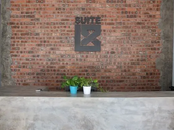 Suite 18 Boutique Hotel - Hostel - Lobi