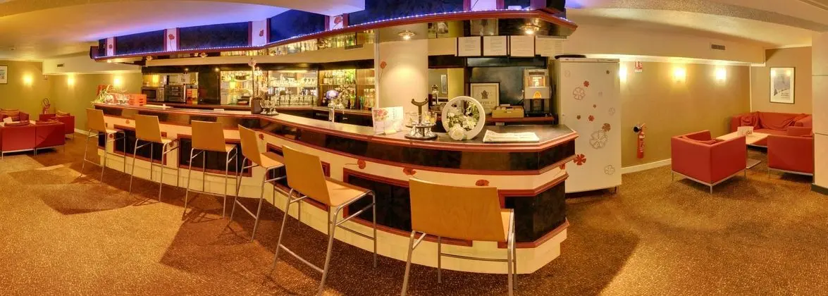Suite Home Briancon Serre-Chevalier - Bar