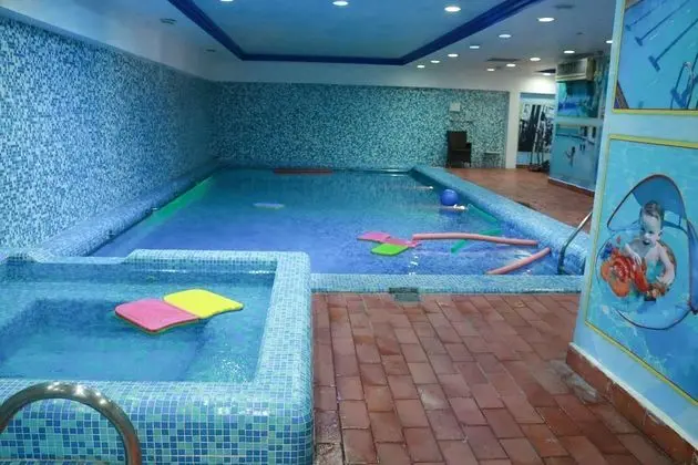 Suite Home hotel - Havuz