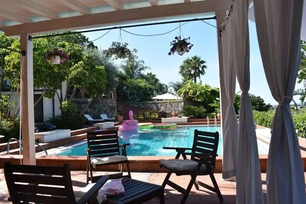 Suite Margherita With Private Garden and Shared Pool - Havuz