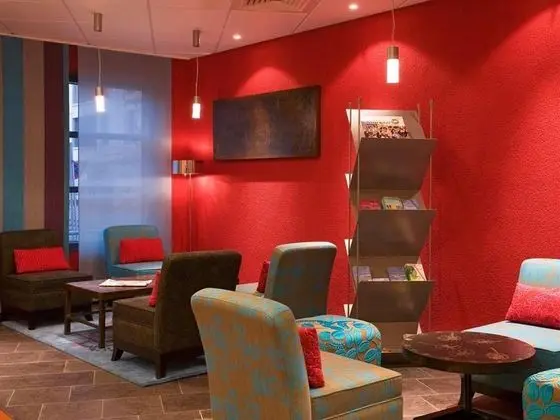 Suite Novotel Nancy Centre - Lobi