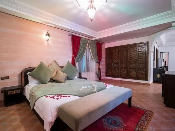 Suite Royale Ambassador - Jade