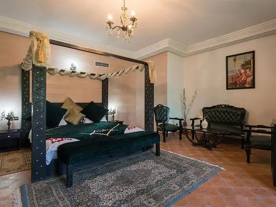 Suite Royale - Emeraude - Öne Çıkan Resim