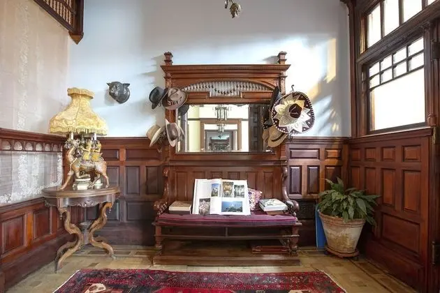 Suites in a Manhattan Mansion - Lobi