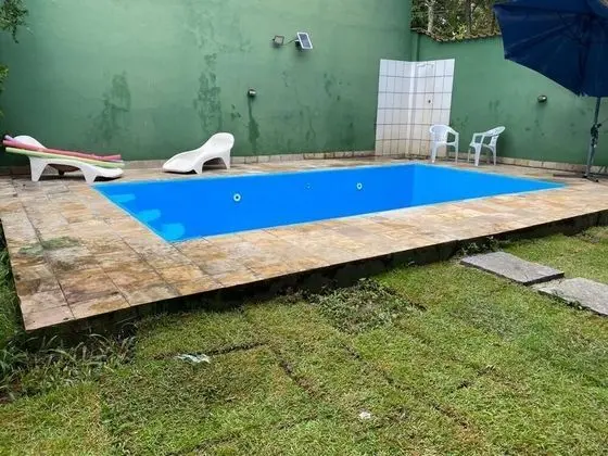 Suítes aconchegantes com piscina e praia - Havuz