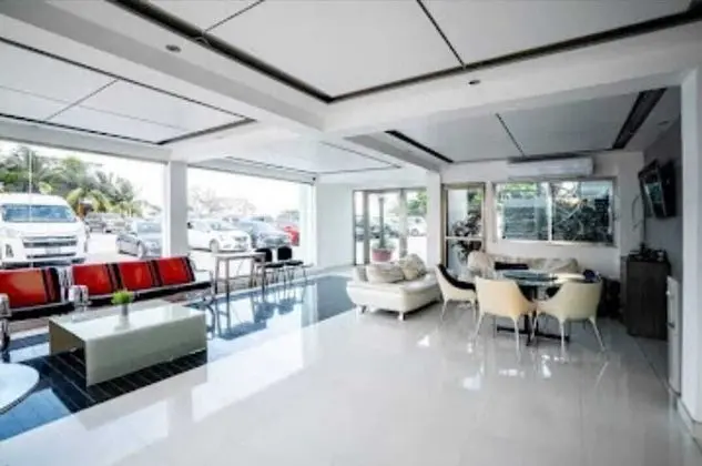Hotel Suites Aeropuerto Cancun - Lobi