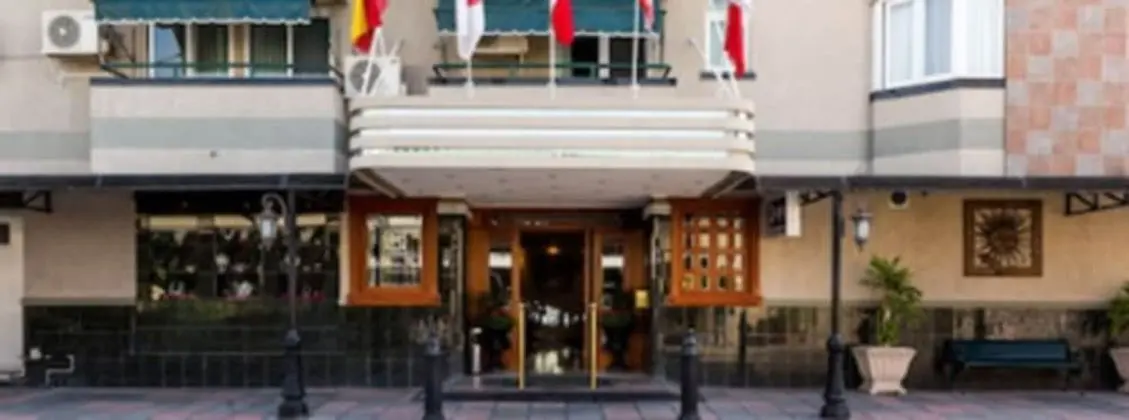 Hotel & Suites Aliana
