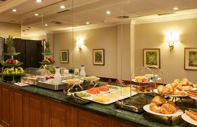 Suites Barrio de Salamanca - Kahvaltı