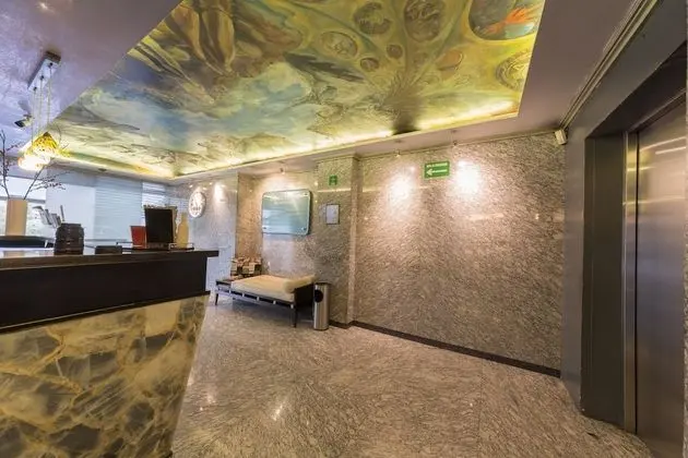 Suites Contempo - Lobi