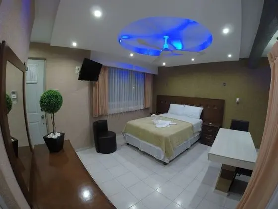 Hotel & Suites Country - Oda