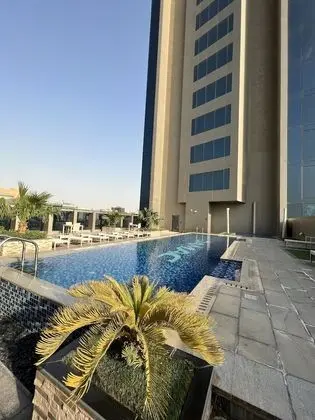 Hotel Suites - Damac Tower Riyadh - Havuz