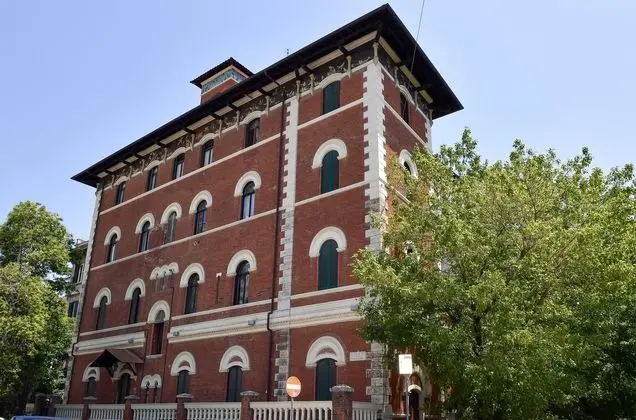 SUITES FARNESE DESIGN HOTEL