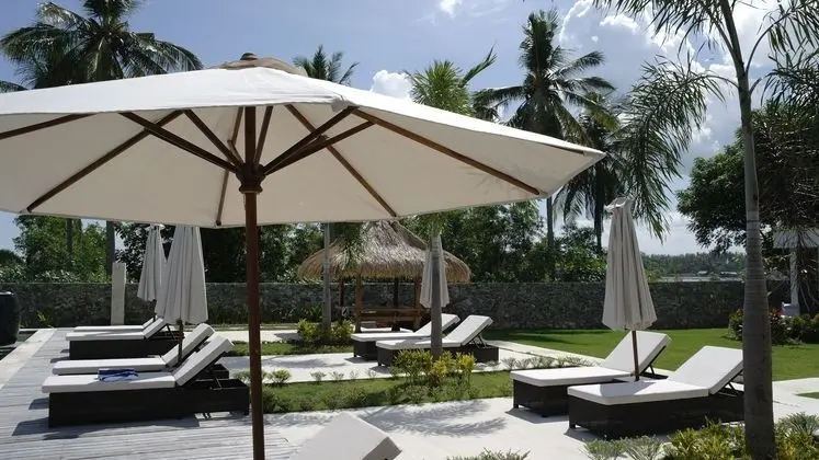 The Suites Lombok - Havuz