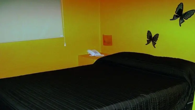 Suites Maria Antonieta - Oda