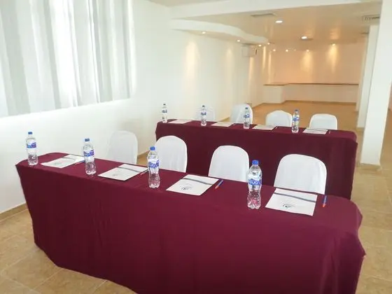 Suites Mediterraneo