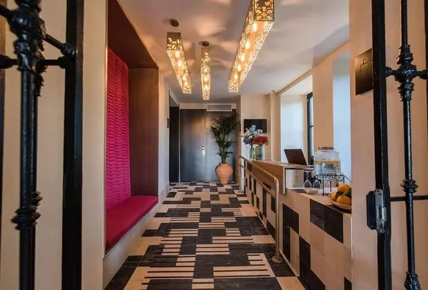 Suites Murillo Plaza Sta Cruz - Lobi