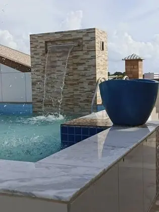 Hotel Suítes Porto Frevo - Havuz