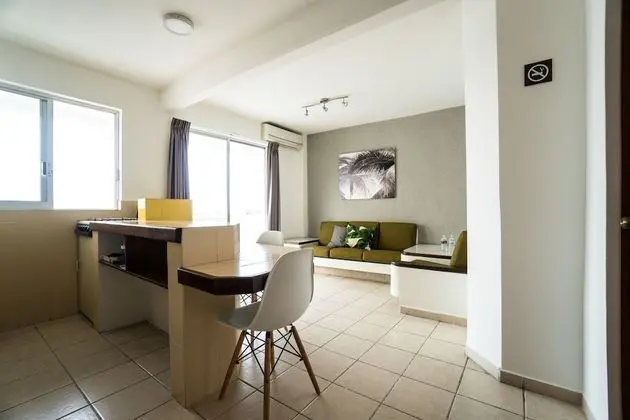 Hotel Suites Regina - Mutfak