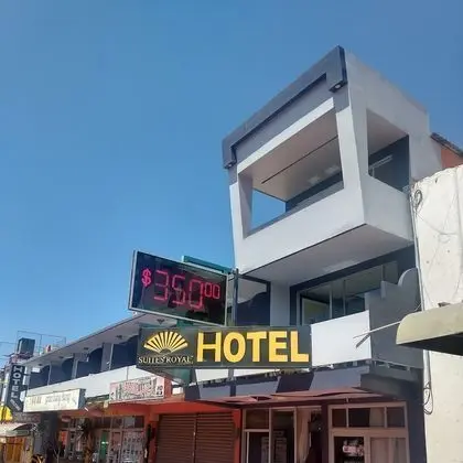 Hotel Suites Royal