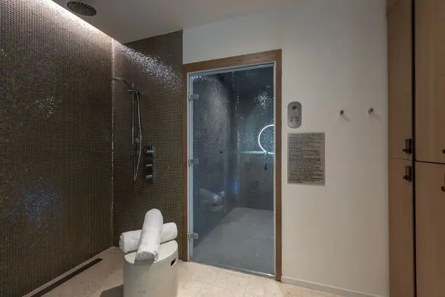 Suites at SLS LUX Brickell managed by CE - Spa