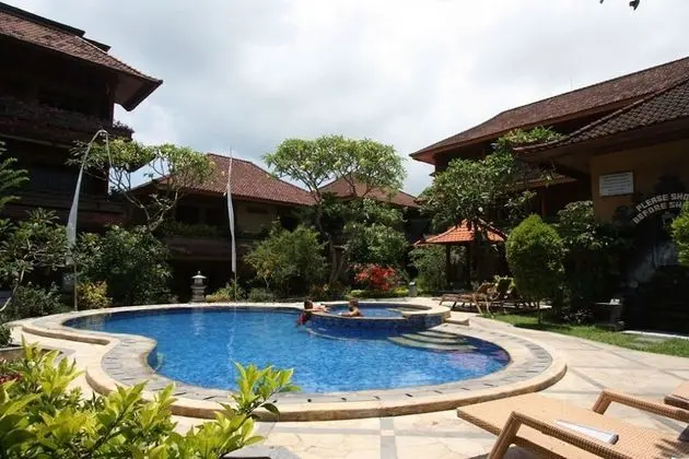 Suka Beach Inn