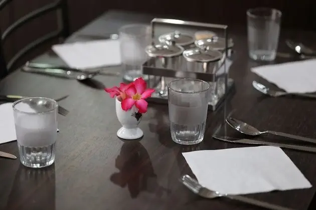 Sukhumvit 20 Guest House - Yerinde Yemek