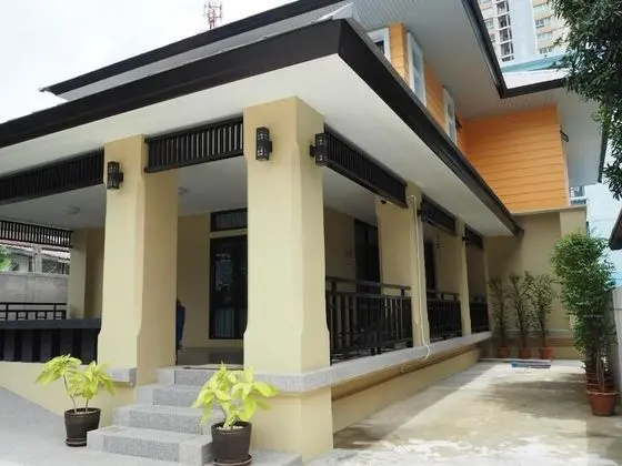 Sukhumvit 50 Garden Home - Dış Mekan