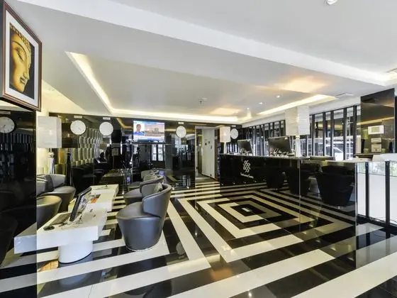 Sukhumvit Suites Hotel - Lobi