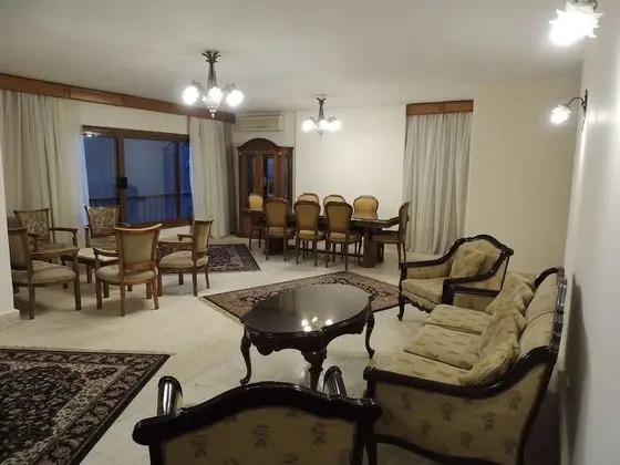 Sultan Apartment Near HILTON Cairo Nile Maadi - Oda